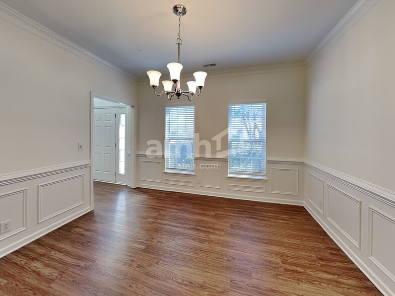 Building Photo - 7419 Gate Key Ct