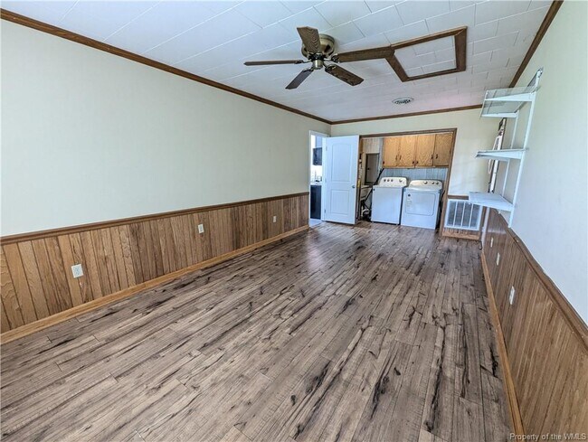 Building Photo - 111 King William Dr