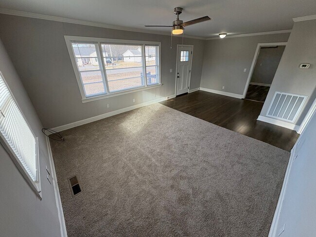 Building Photo - For Lease - Single Family Home in Lebanon