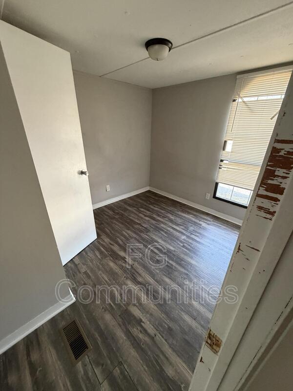 Building Photo - 1754 Zion Rd