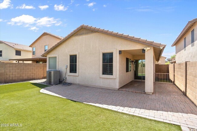 Building Photo - 2212 E Vista Bonita Dr