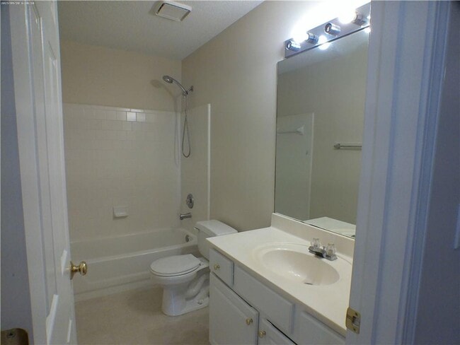 Building Photo - 3674 Kentford Ln