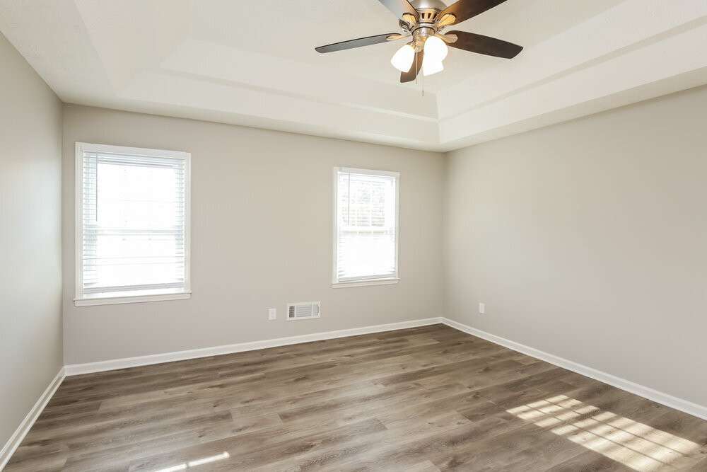 Building Photo - 483 Rhett Dr