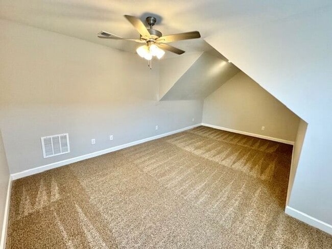 Building Photo - Now Leasing in Somerville- 4-Bedroom 3 Bat...