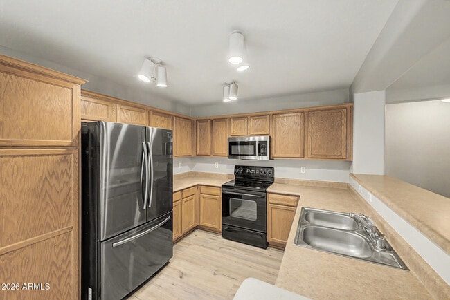 Building Photo - 2435 E Olivine Rd
