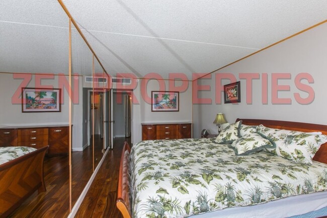 Building Photo - fully furnished 1/1/1 condo at Harbor Squa...