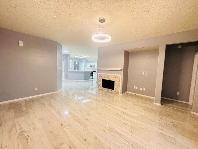 Building Photo - 12719 Great Sands Dr