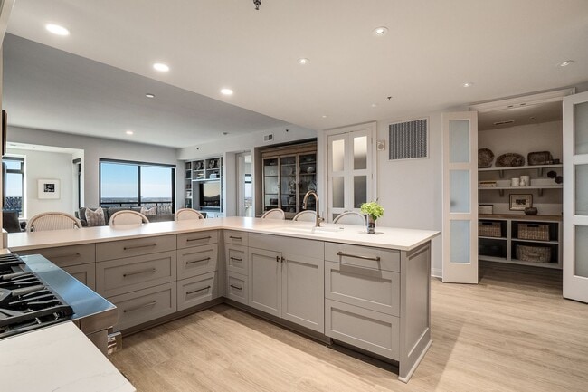 Building Photo - The Artesian