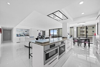 Building Photo - 5280 N Ocean Dr