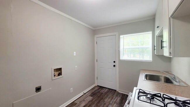 Building Photo - 4303 Gordon St