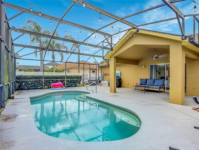 Building Photo - 4934 Lazy Oaks Way