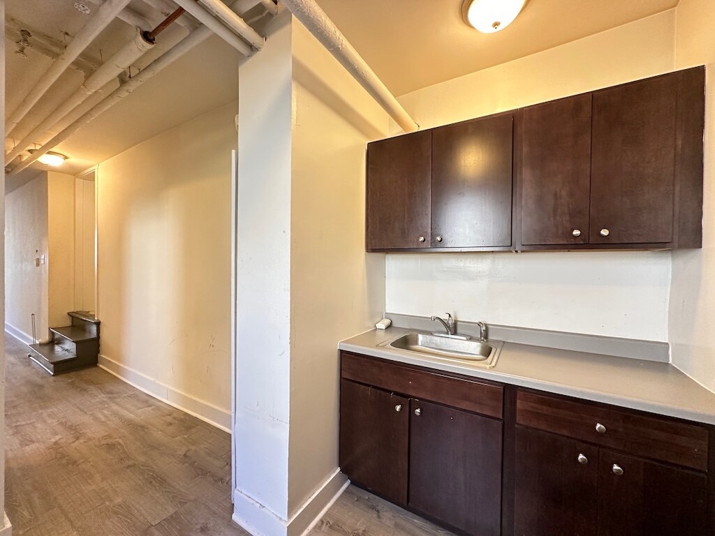 Building Photo - 1542 N Kedzie Ave