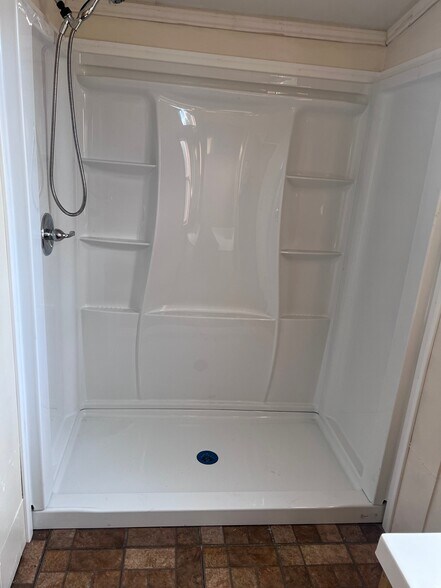 Building Photo - 6209 Angle Dr