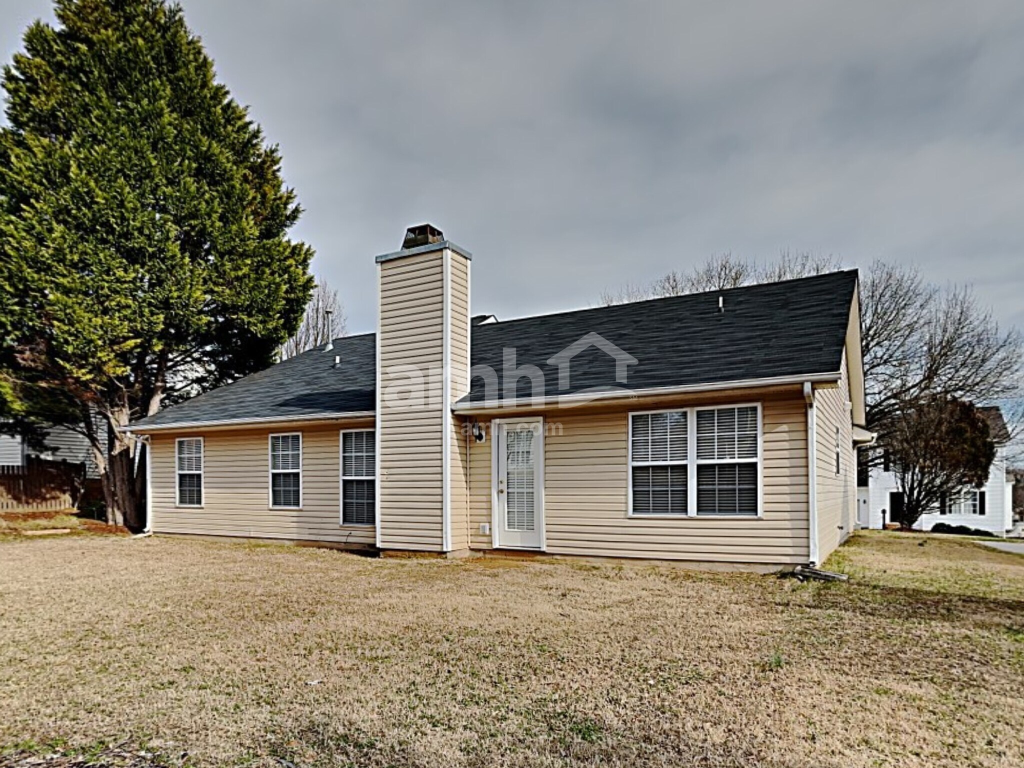 Building Photo - 430 Old Wood Ln