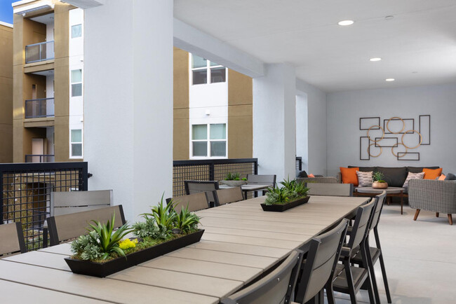 Building Photo - 765 Montague Expy