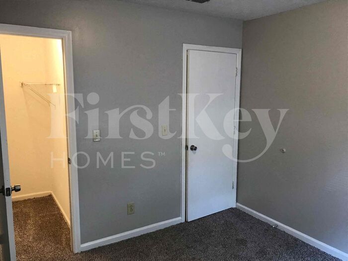 Building Photo - 5438 Winslow Crossing N