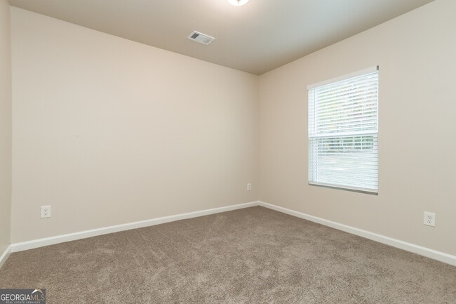 Building Photo - 135 Sonoma Wood Trl