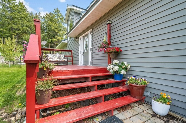 Building Photo - Private Country Living on 20 Acres in Somers