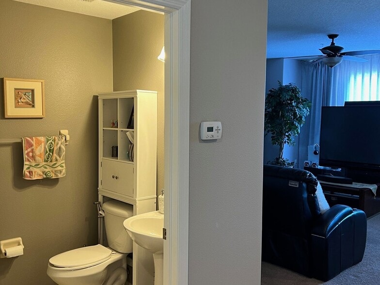 Building Photo - 4355 Spinnaker Cove Ln