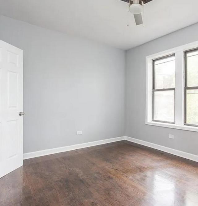 Building Photo - 3 bedroom in CHICAGO IL 60618