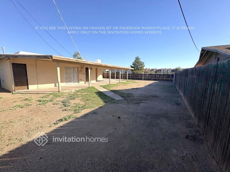 Building Photo - 5501 W Heatherbrae Dr