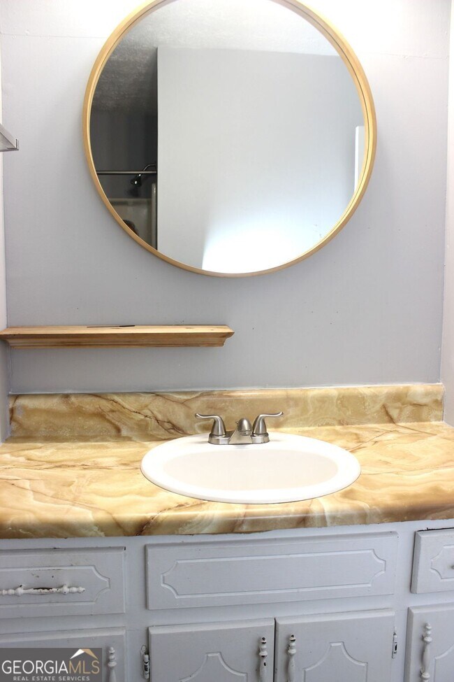 Building Photo - 6941 Vesta Brook Dr