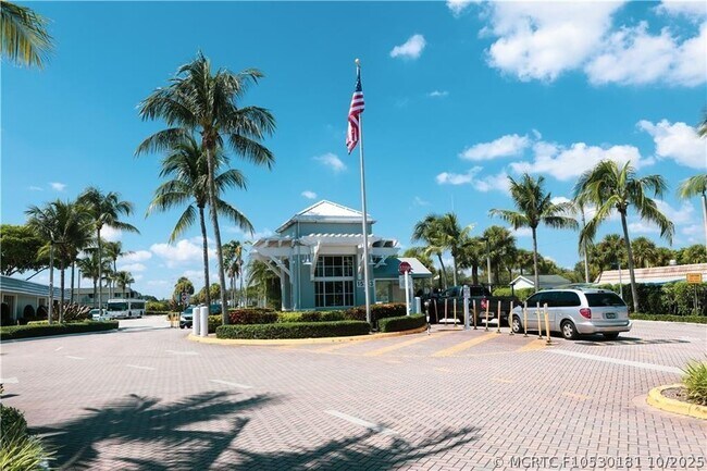 Building Photo - 286 Monaco Blvd