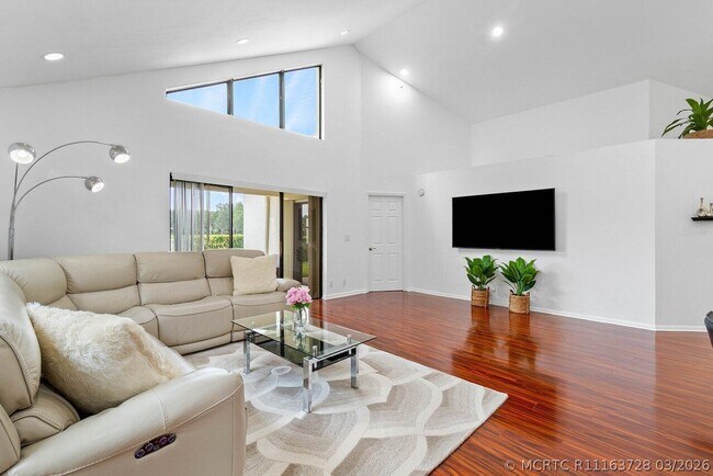 Building Photo - 5236 Via De Amalfi Dr