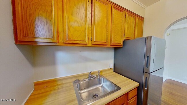 Building Photo - 31 Parkwood St