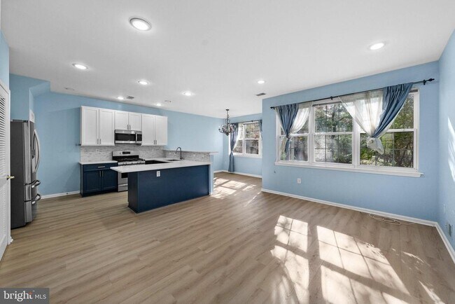 Building Photo - 72 River Birch Cir