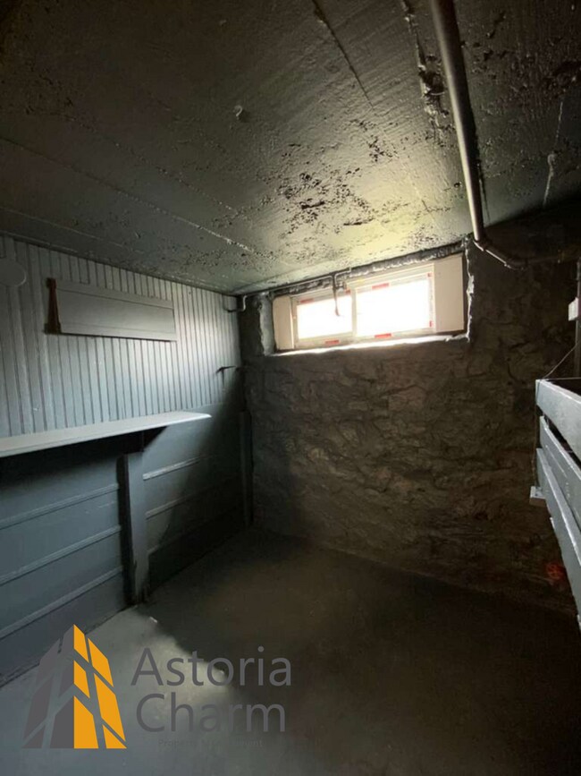 Building Photo - 2 Bed with Finished Basement, Deck off Bedroom, and Backyard