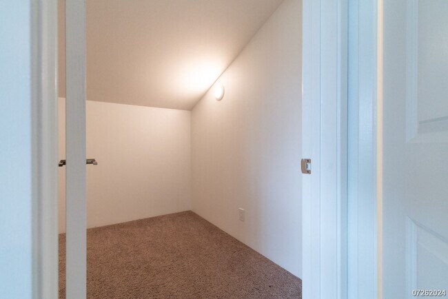 Building Photo - 3 Bed 2.5 Bath home in Koa Ridge