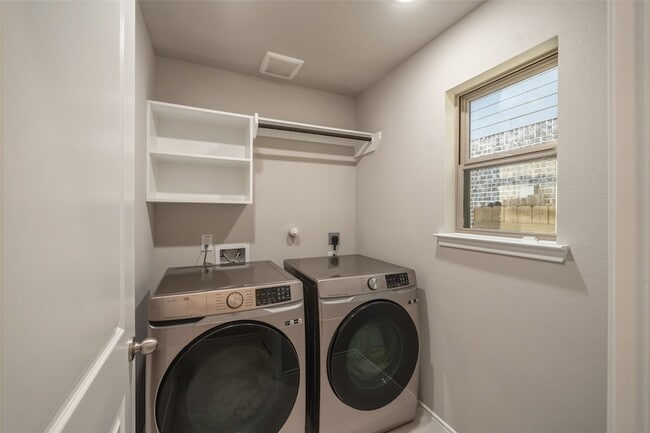Building Photo - 17435 Vino Vines Ln