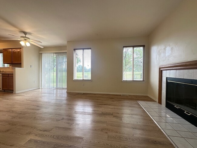 Building Photo - 21258 Cascade Ct
