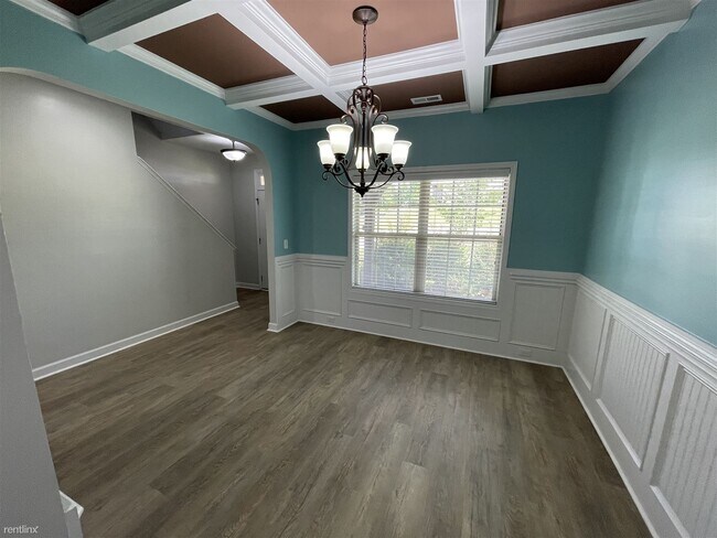 Building Photo - 5 br, 4 bath House - 14 Marquis Drive