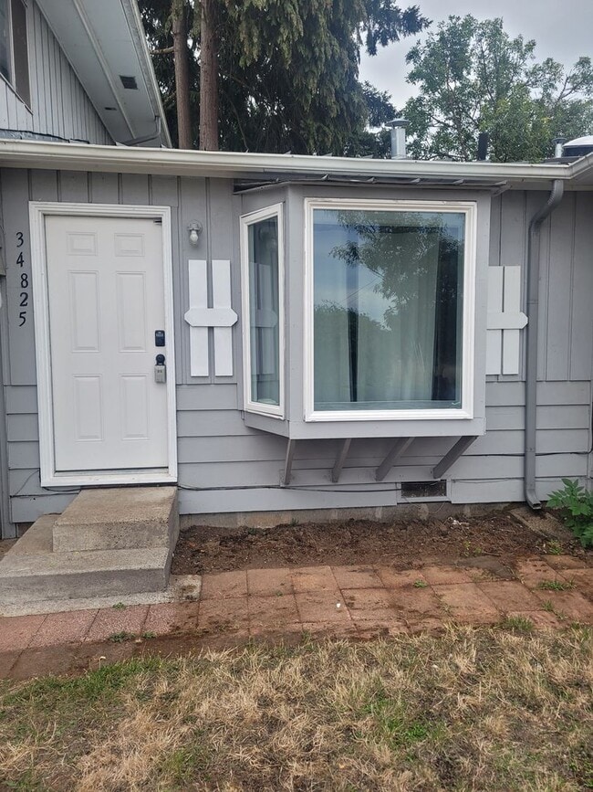 Building Photo - 34825 Seavey Loop Rd