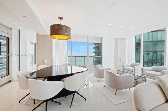 Building Photo - 18671 Collins Ave