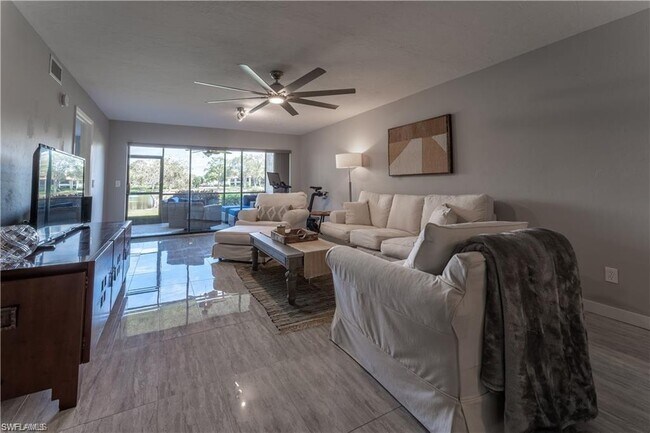 Building Photo - 505 Lake Louise Cir