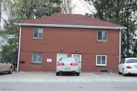 Building Photo - 2809 Sunset Blvd