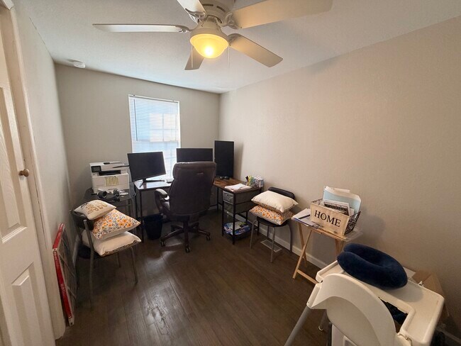 Building Photo - 4917 Andersonville Hwy