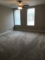 Building Photo - 2126 Withnell Ave