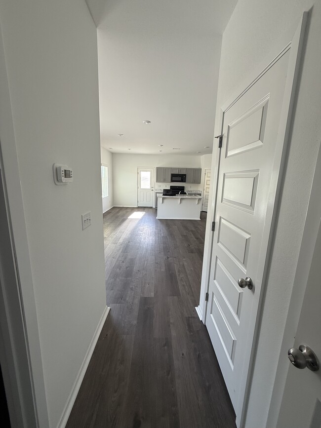 Building Photo - 6805 SW Dignity Ave