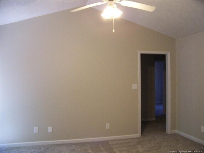 Building Photo - 1981 Wheeling St