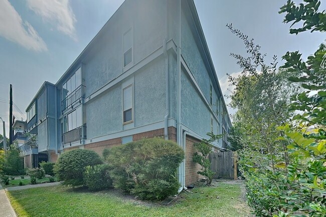 Building Photo - 505 Westcott St
