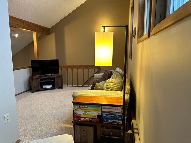 Building Photo - 5 Masters Trail