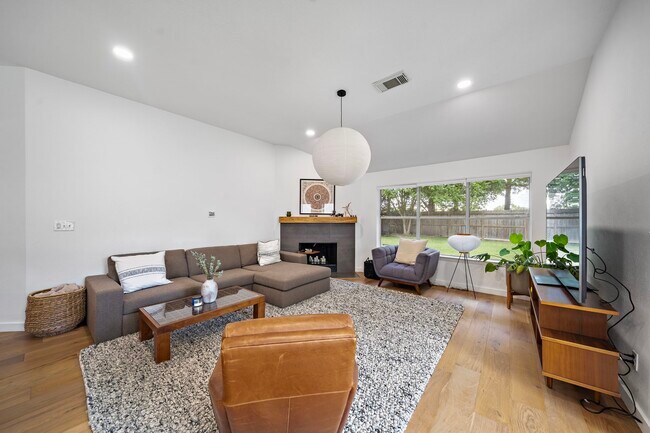 Building Photo - 20718 Cottondale Ct