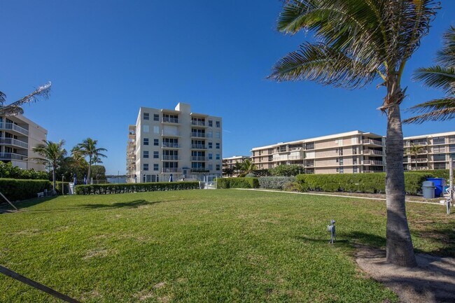 Building Photo - 3230 S Ocean Blvd
