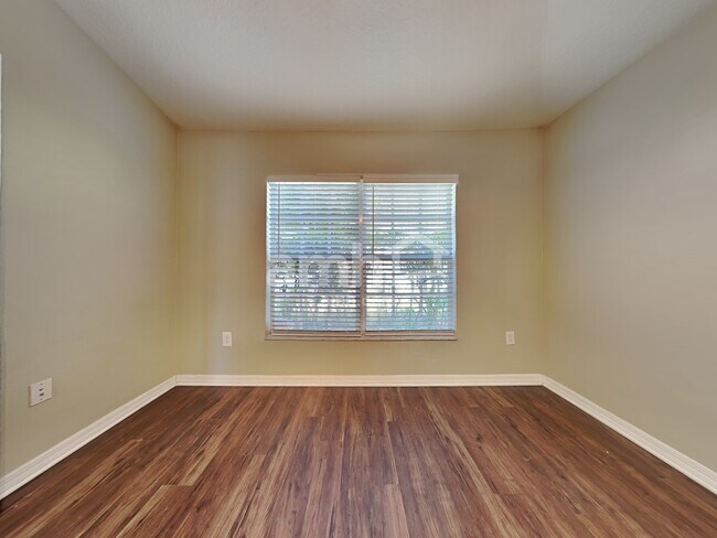 Building Photo - 16311 Bridgeglade Ln