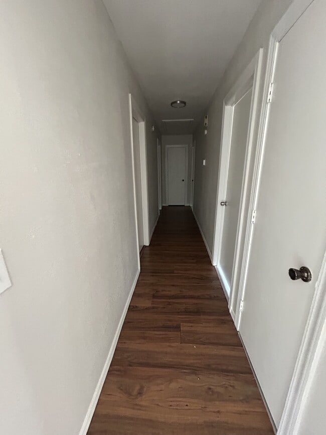 Building Photo - 3603 S Hughes St