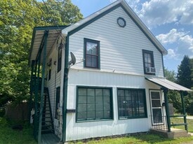 Building Photo - 17 Horicon Ave